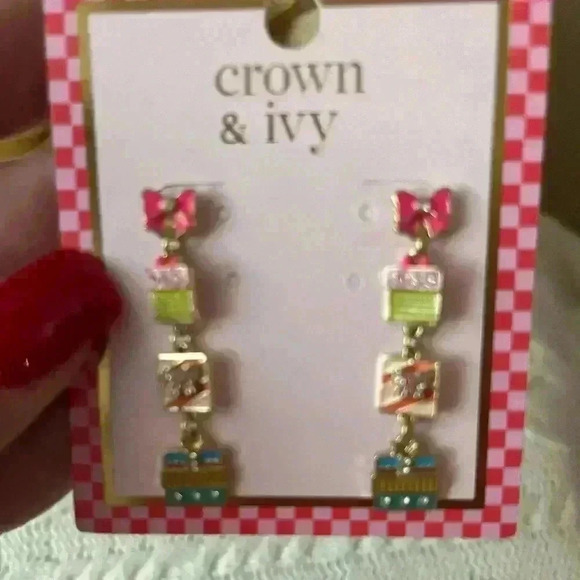 NWT Crown & Ivy Christmas Holiday Earrings Pierced - Picture 3 of 6